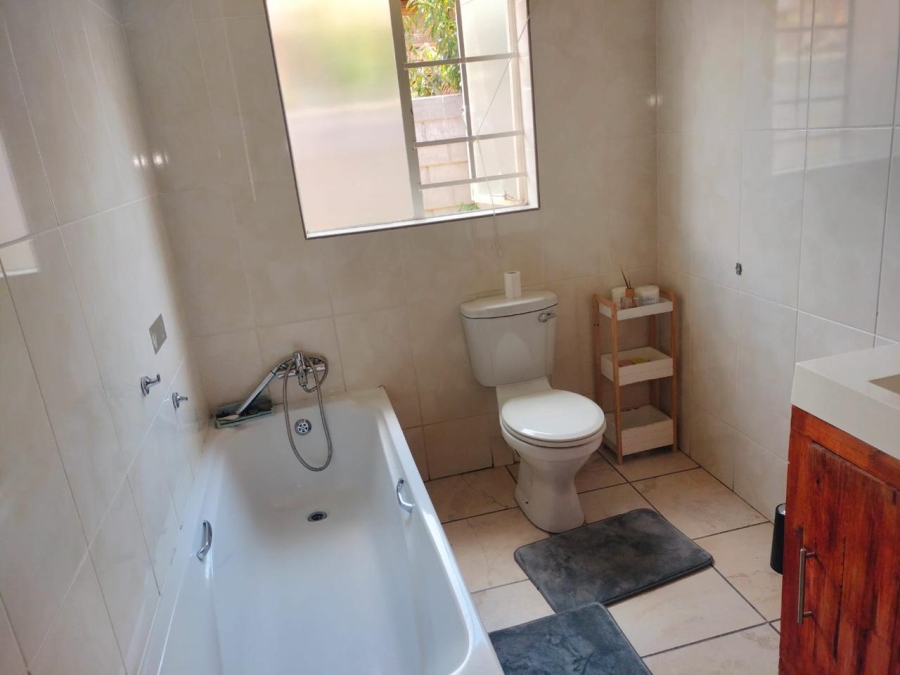 3 Bedroom Property for Sale in Waterval East North West